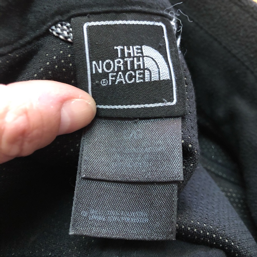 The North Face Black Apex Jacket - Picture 8 of 8
